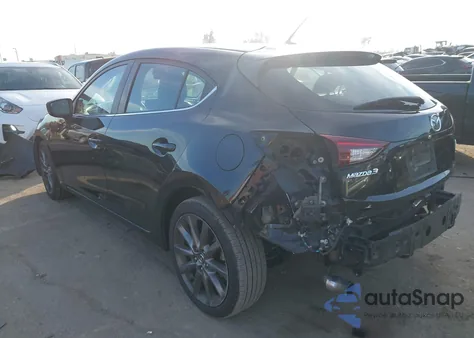 2018 Mazda Mazda3 Touring z USA, uszkodzony, nr VIN 3MZBN1L3XJM272248